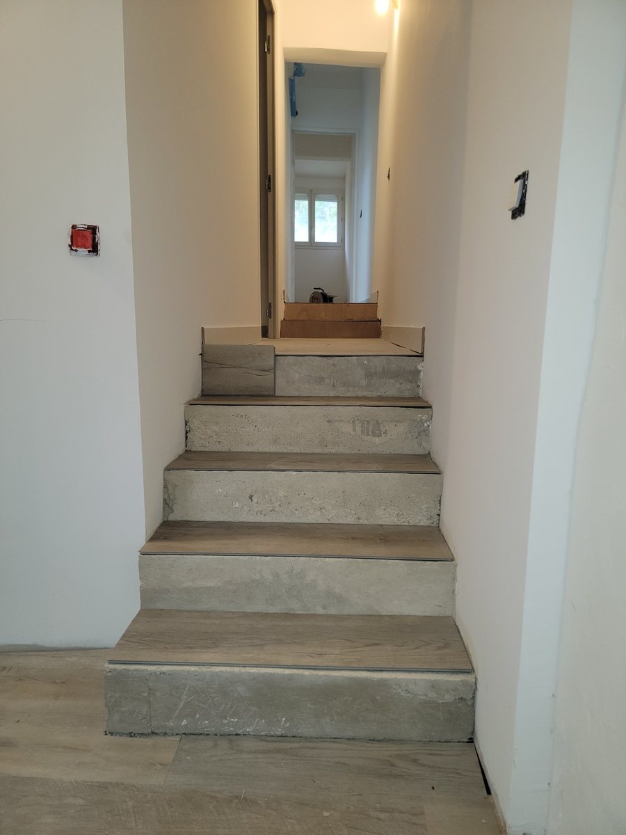 Escalier en pierre restauré