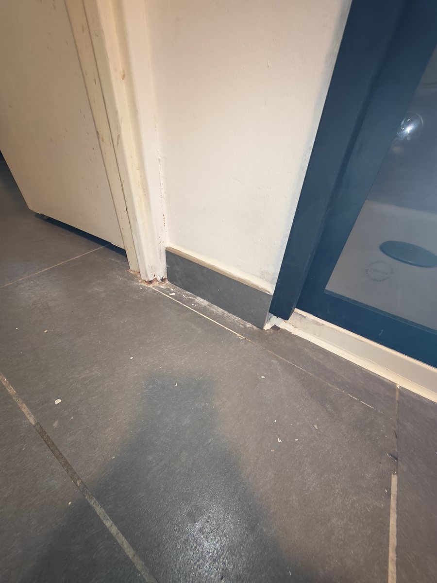 Receveur de douche extra-plat posé